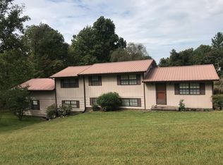 395 Carson Rd, Helenwood, TN 37755