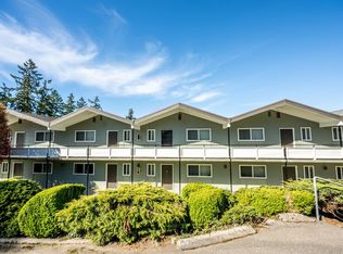 19657 Front St NE APT 16, Poulsbo, WA 98370