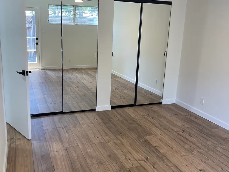 7615 Norton Ave #3 — Photo 9