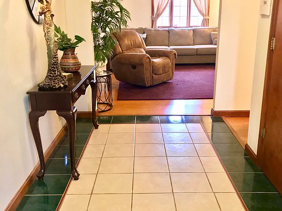 4th image of 5 Park Ln