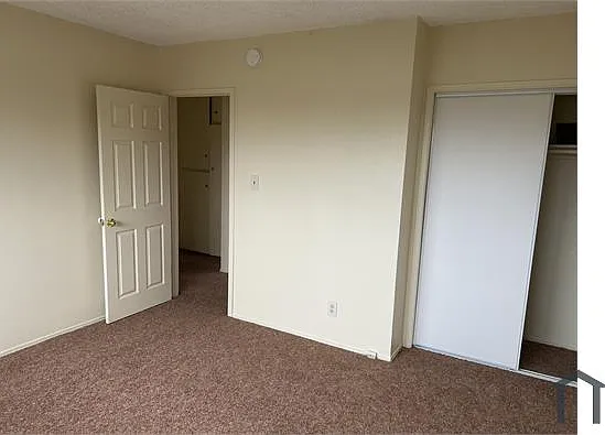 2 bed, 600 sqft, $2,200 — Photo 3