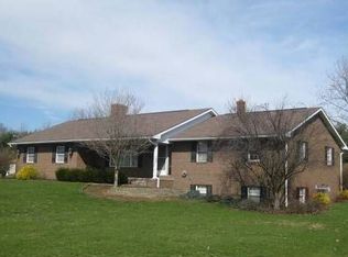 660 Minerva Rd, Magnolia, OH 44643