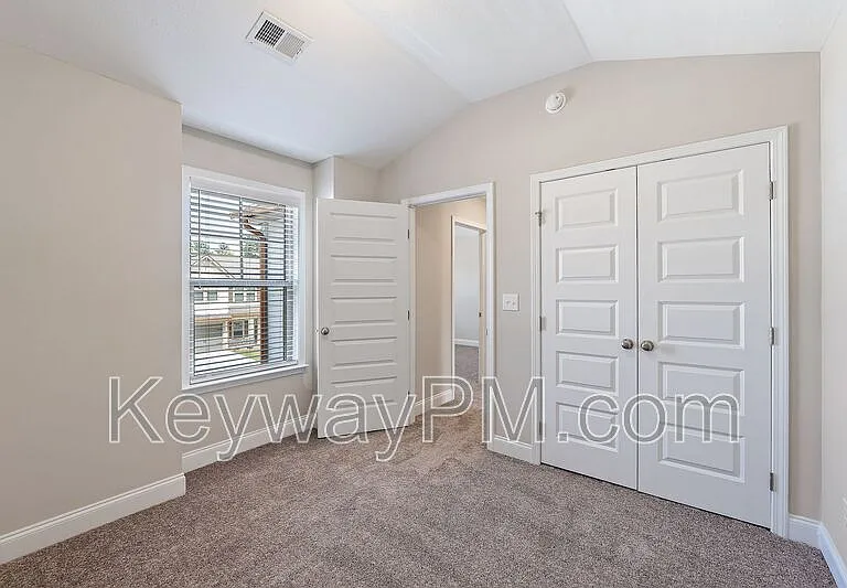 1117 Jolly Ln — Photo 15