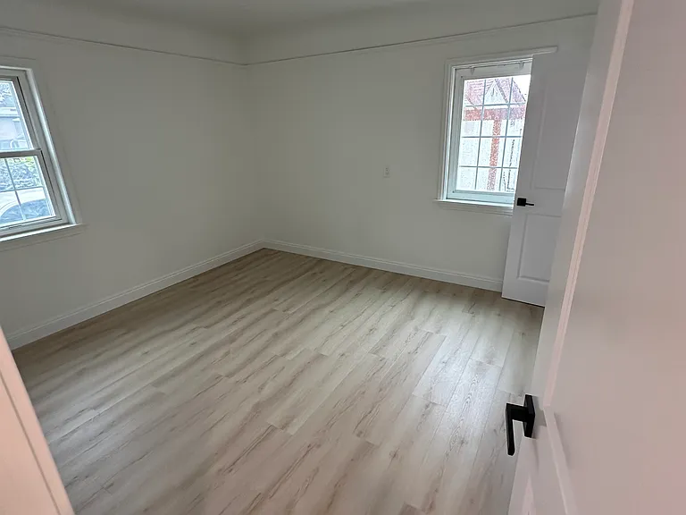 10923 S Firmona Ave — Photo 10