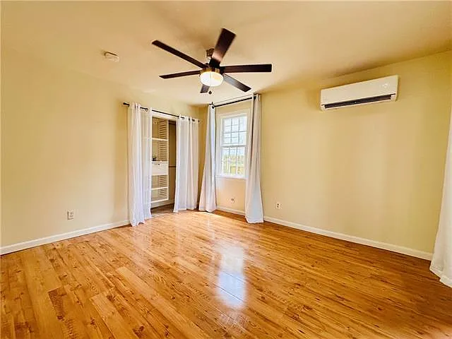 620 Gallier St — Photo 4