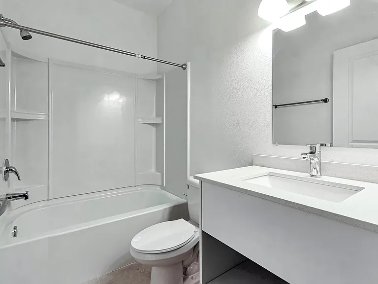 1205 Southstation Pl #204 — Photo 12