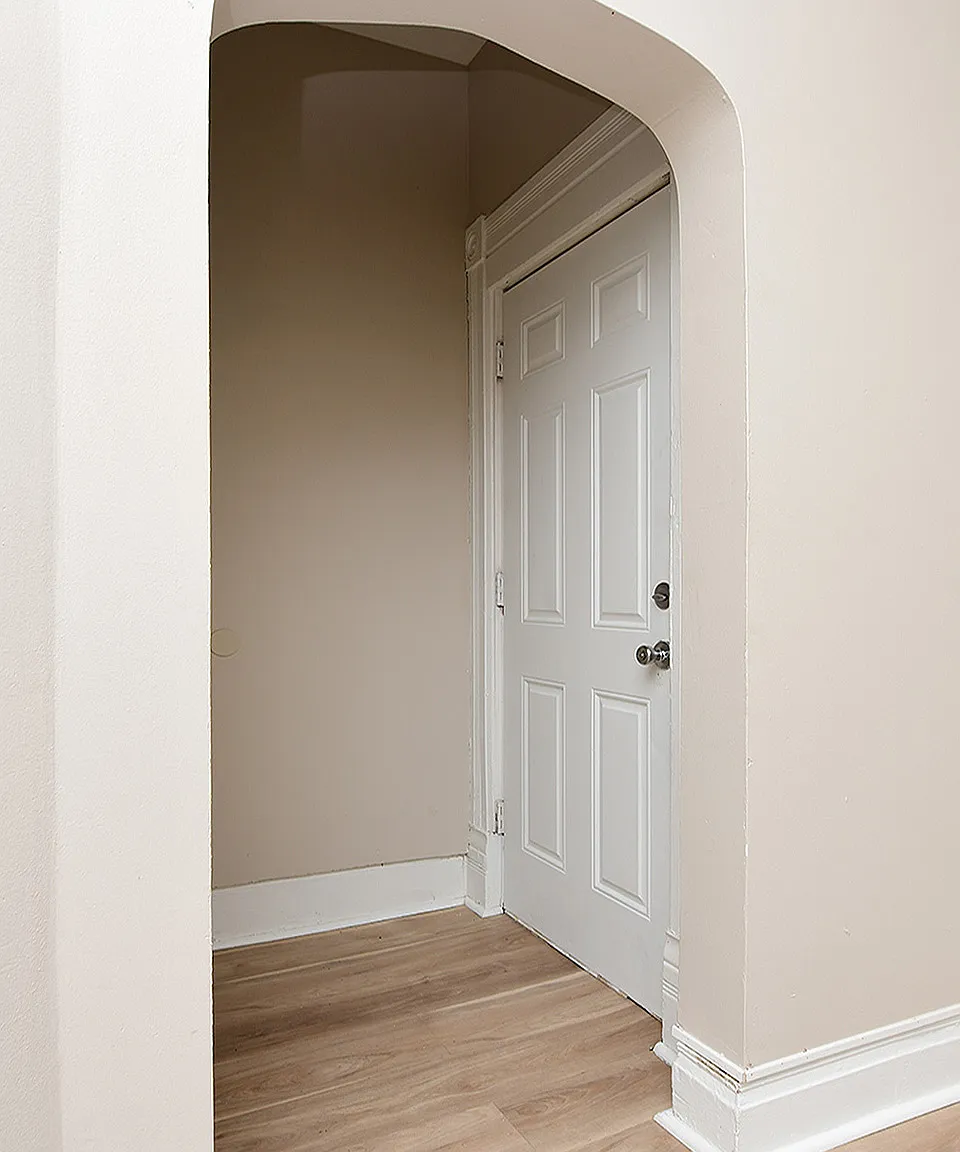 3 bed, 724 sqft, $1,700 — Photo 2