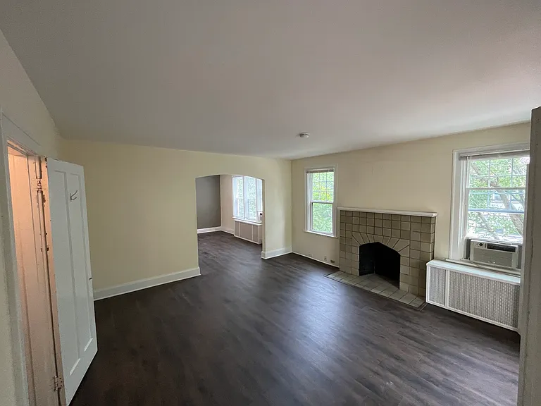 1304 Paxton Ave #1 — Photo 5