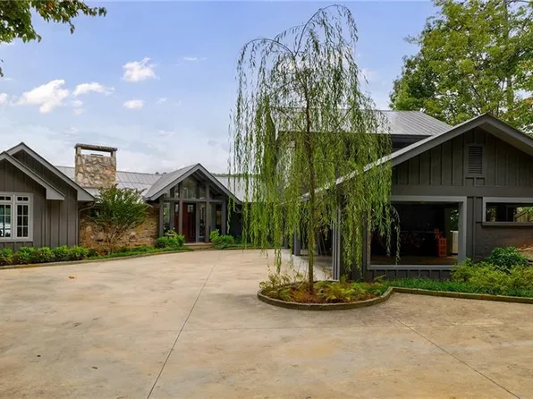 63 Witham Point, Lakemont, GA 30552