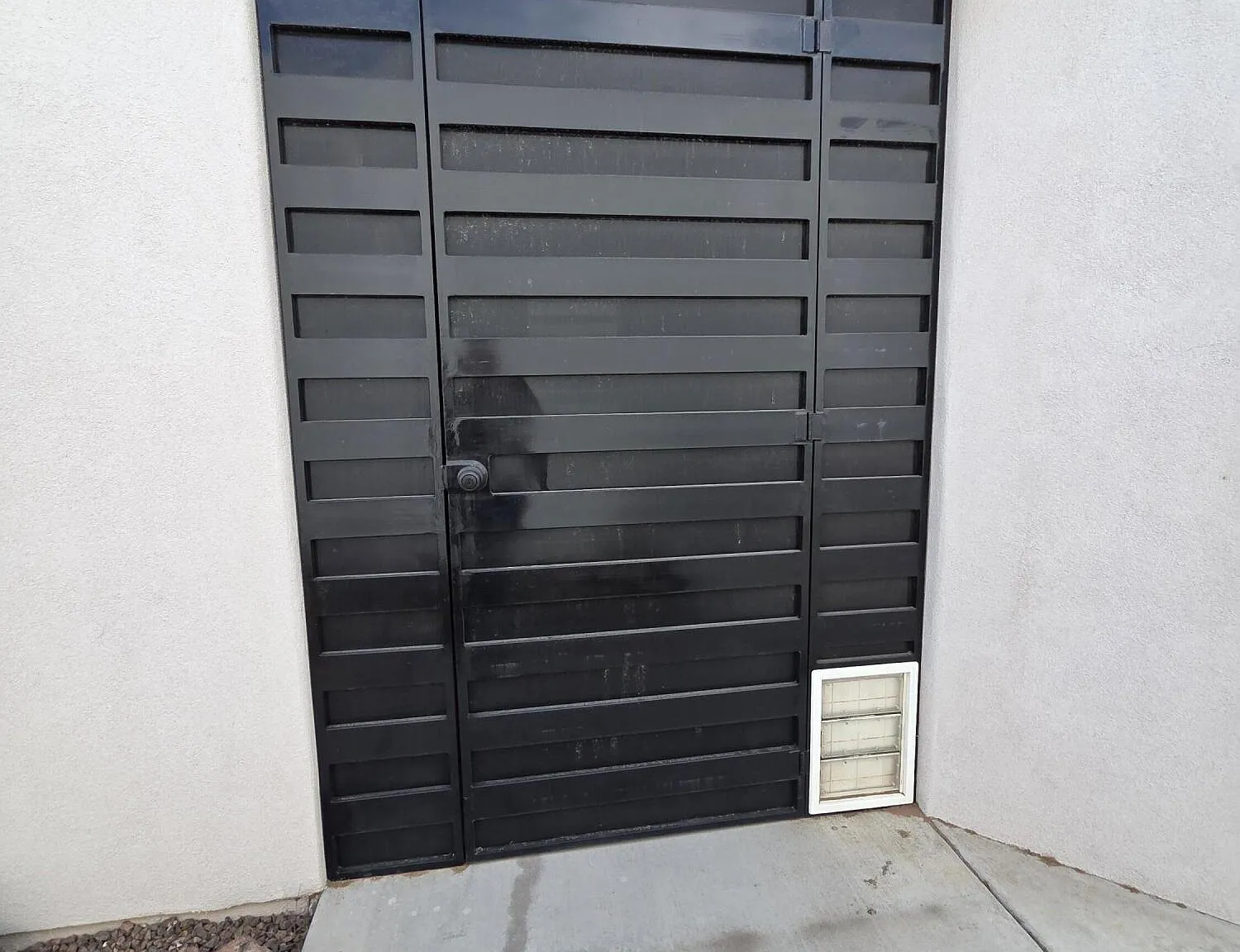 3 bed, 2.5 bath, 2070 sqft, $2,300 — Photo 4