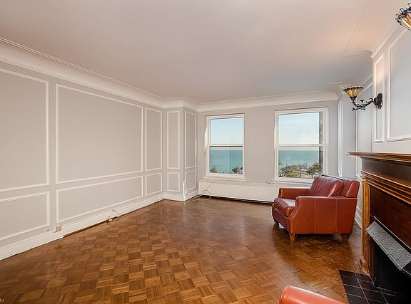 5th image of 4940 S East End Ave APT 9F