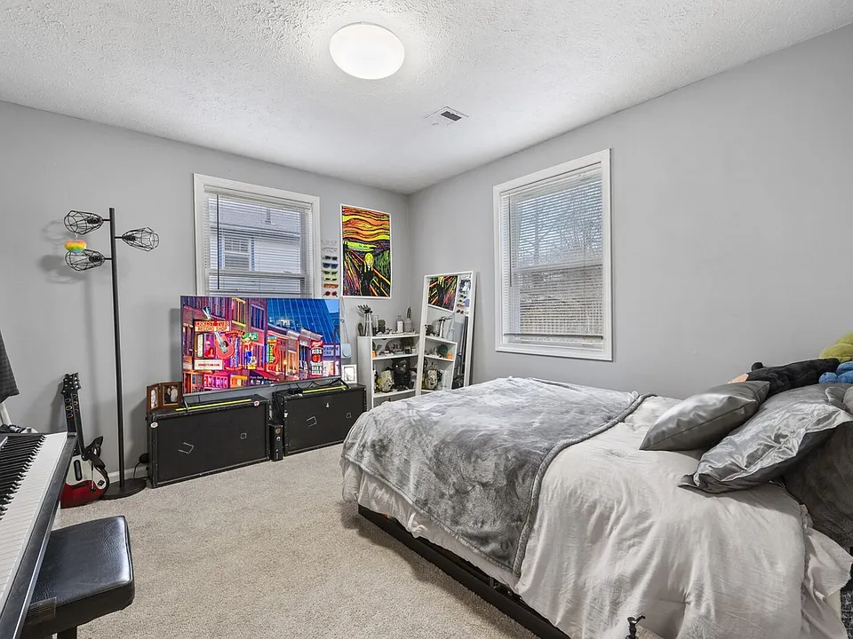 1232 Paradise Hill Rd