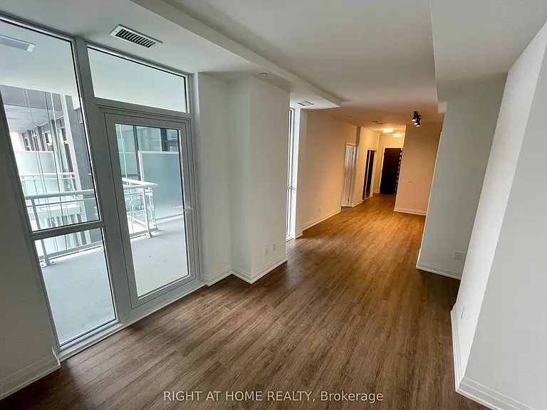 286 Main St #518 — Photo 4