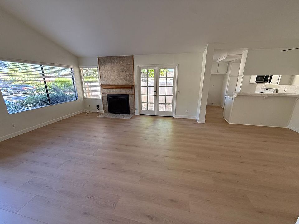 2nd image of 1107 Catlin St APT B