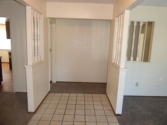 3rd image of 6903 Gloria Dr