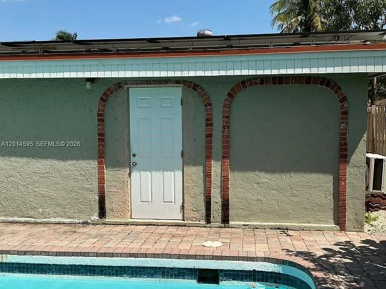 4324 NW 76th Ave #2 — Photo 4