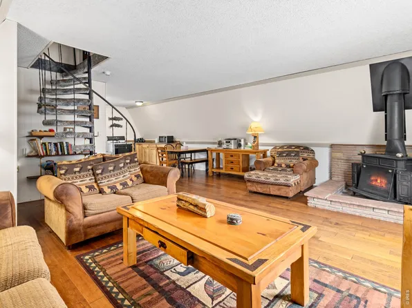 2415 Wild Bear Way, Estes Park, CO 80517