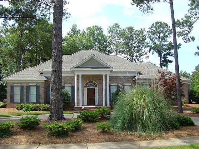 1st image of 118 Lake Forest Dr