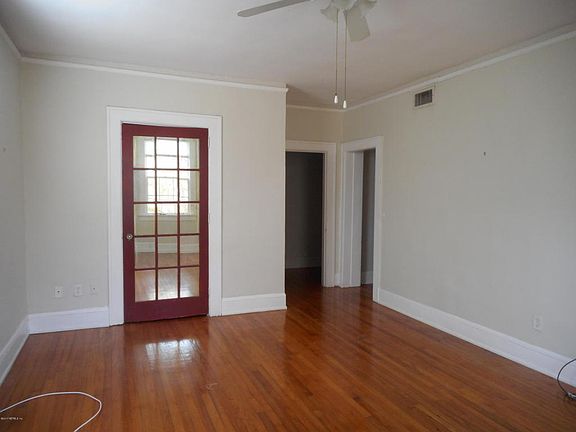 3rd image of 1312 Willow Branch Ave APT 14