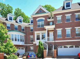706 Heights Ln, Tenafly, NJ 07670
