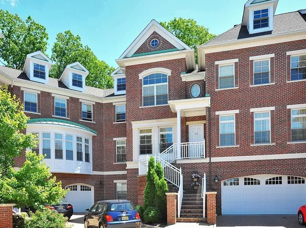 706 Heights Ln, Tenafly, NJ 07670