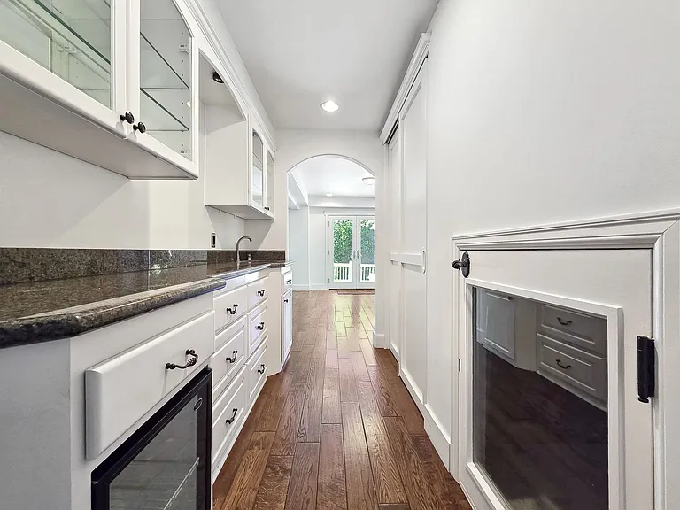 10058 NE 29th Pl — Photo 9