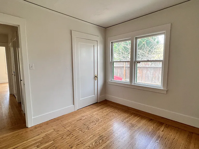 3318 Nicol Ave — Photo 17