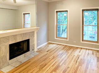 1042 N Wood St APT 1, Chicago, IL 60622