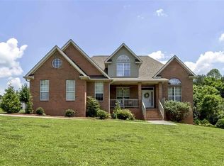 134 County Road 1150, Riceville, TN 37370