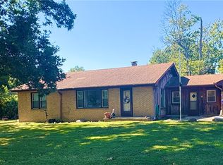 345 N 34th St, Decatur, IL 62521