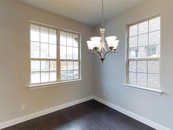 3rd image of 5513 Bottiglia Way