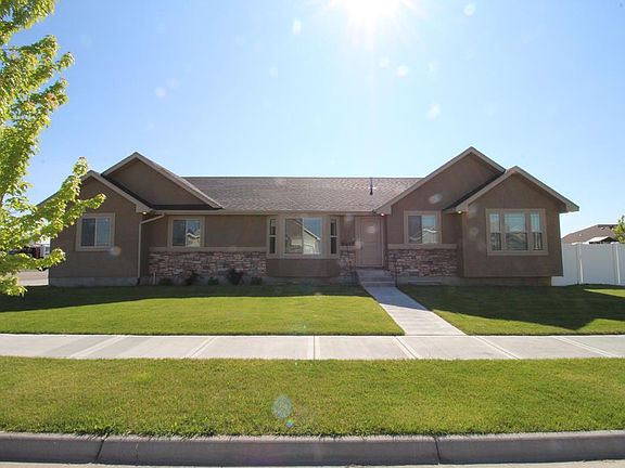 2nd image of 6105 Zachary Dr