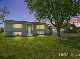 W6285 Co Rd #G08, Wallace, MI 49893