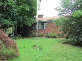 595 Reba Ln, Savannah, TN 38372