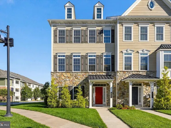 401 S Atwater Dr, Malvern, PA 19355
