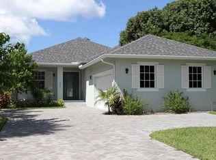 2295 10th St N, Naples, FL 34103