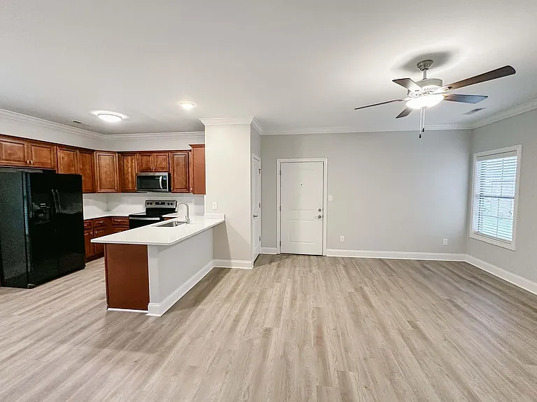 Laurel Ridge — Photo 23