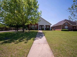 101 Jamestown Ct, Centerville, GA 31028