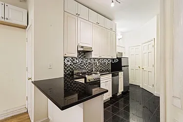 Rented by NY Casa Group