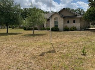 416 Ringaskiddy Cir, Floresville, TX 78114