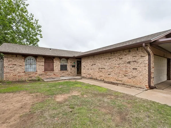 1036 Larkspur Rd, Moore, OK 73160