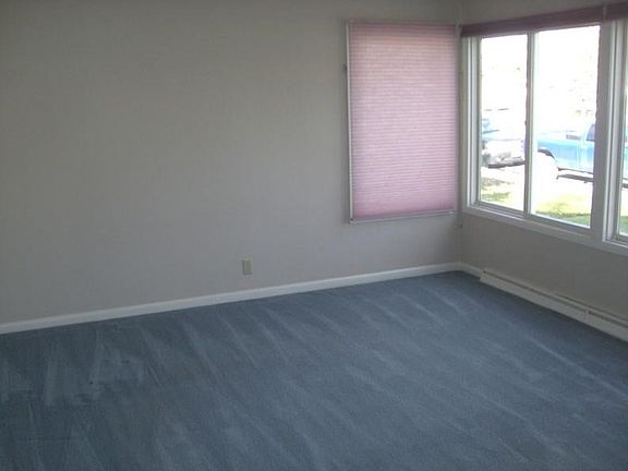 2nd image of 2702 Broadwater Ave