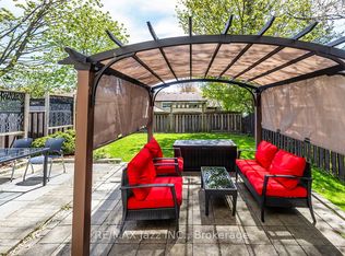 15 Graham Ct, Whitby, ON L1N6E1