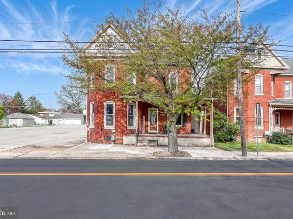 453 Carlisle St, Hanover, PA 17331