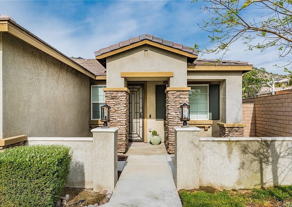 1st image of 29403 Canyon Valley Dr