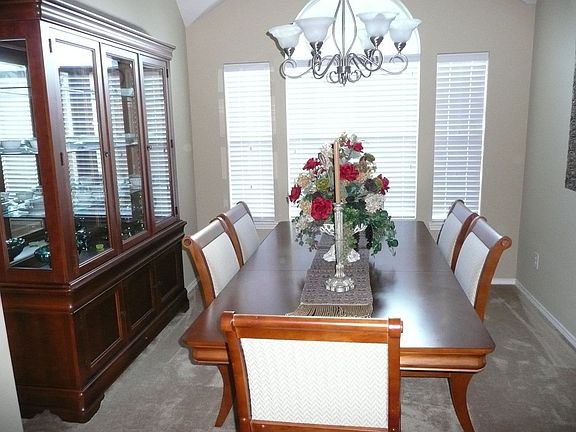 Formal Dining Room is conveniently located off of kitchen and breakfast nook
