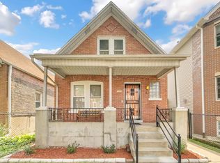 1065 N Spaulding Ave, Chicago, IL 60651