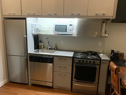 Rented by Nooklyn NYC LLC | media 67