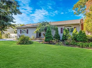 66 Lillian Rd, Nesconset, NY 11767