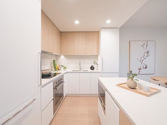 3rd image of 585 Kemsley Ave #205